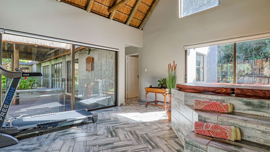 5 Bedroom Property for Sale in Kshane North West